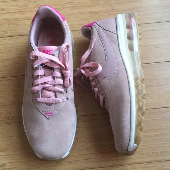 Nike Shoes - NWOT Nike Air Max LD Zero shoes